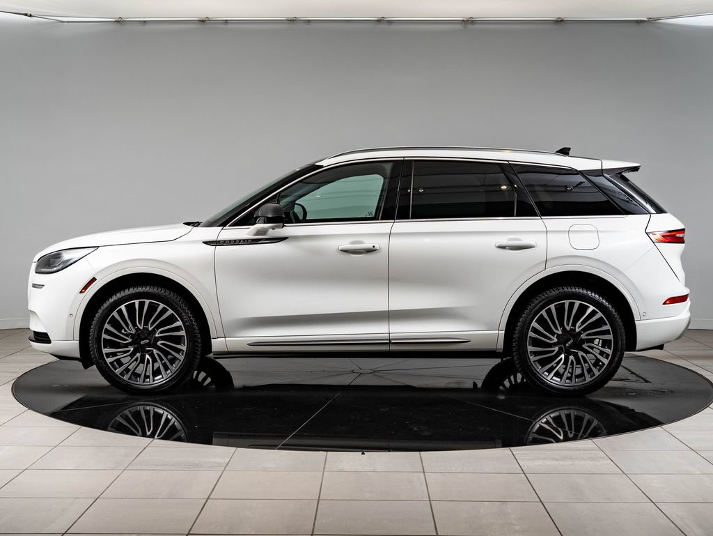 Used 2022 Lincoln Corsair AWD w/ Premium Package image 5