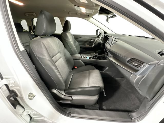 Used 2024 Nissan Rogue SV AWD/4WD image 27