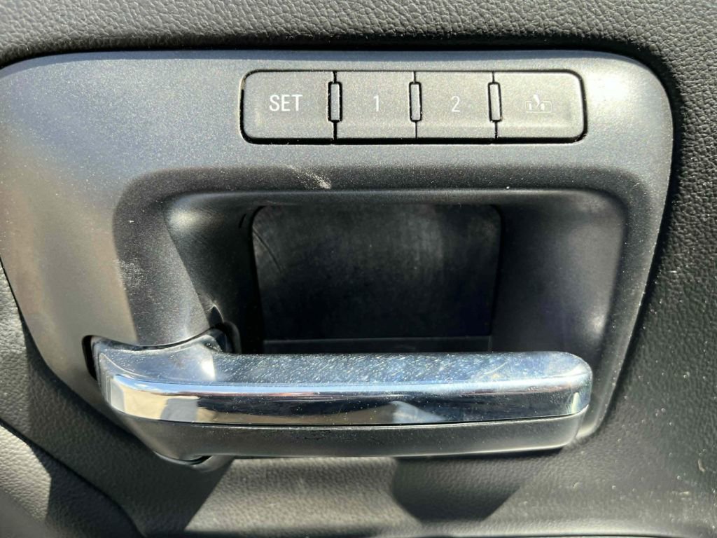 Used 2018 Chevrolet Silverado 3500 LTZ w/ Duramax Plus Package AWD/4WD image 17