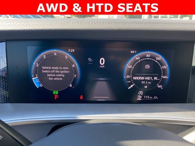 New 2025 Volkswagen Tiguan SE image 32