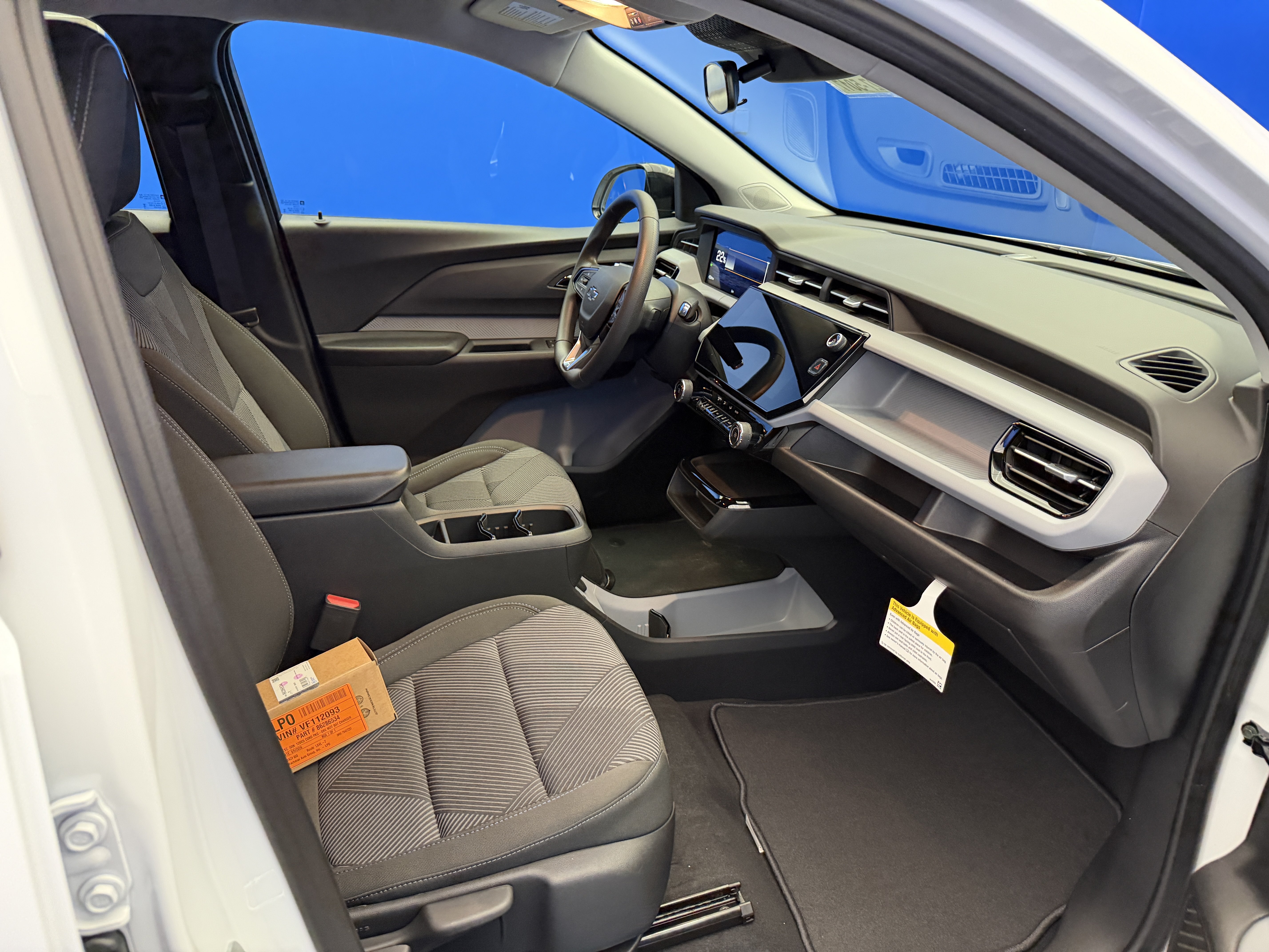 New 2027 Chevrolet Bolt LT FWD image 24