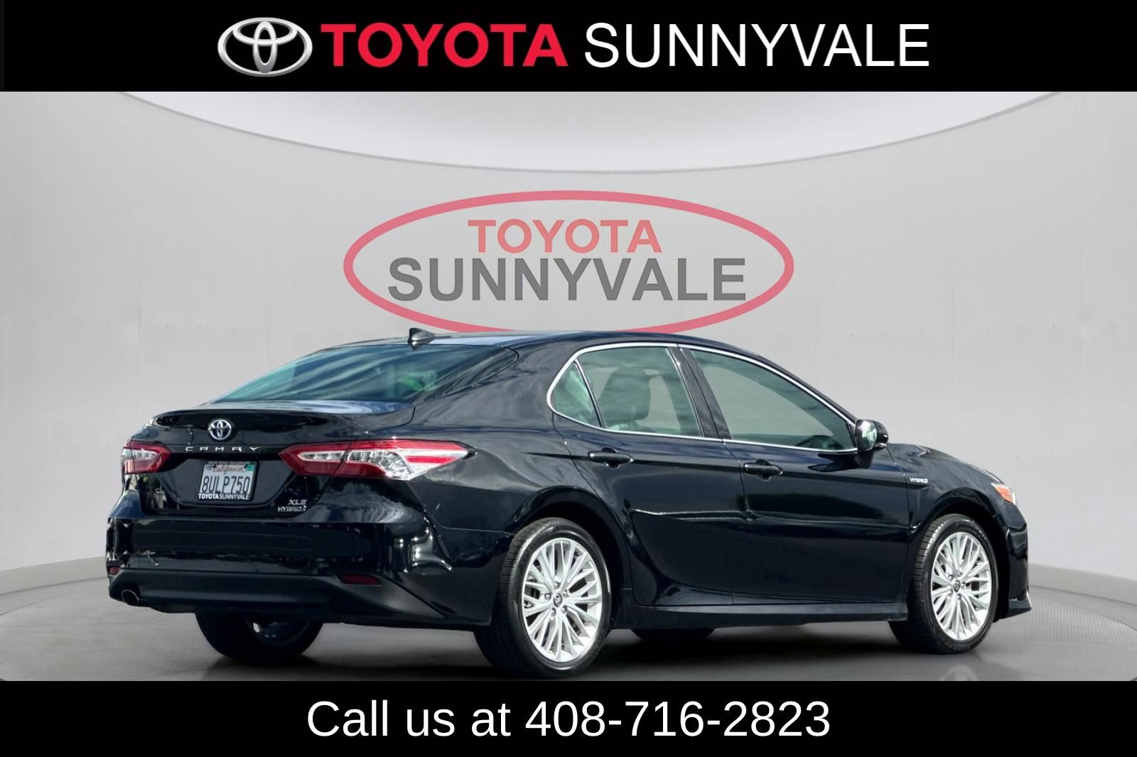 Used 2020 Toyota Camry XLE FWD image 3