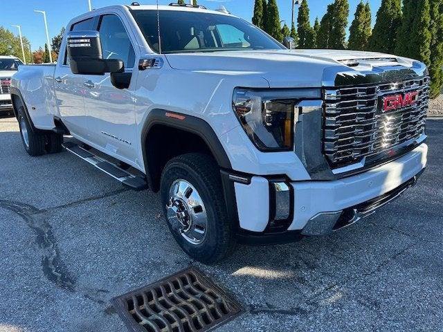 New 2026 GMC Sierra 3500 Denali w/ Denali Reserve Package image 9