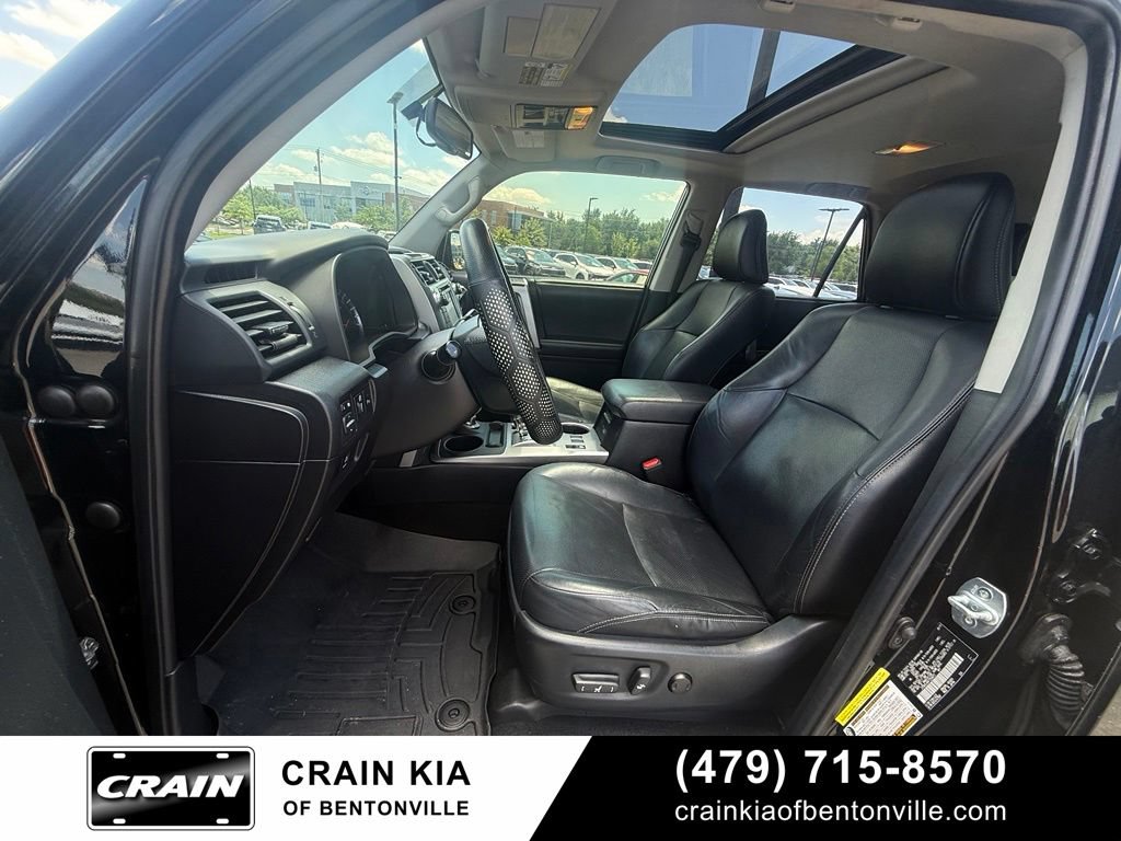 Used 2015 Toyota 4Runner Limited AWD/4WD image 21