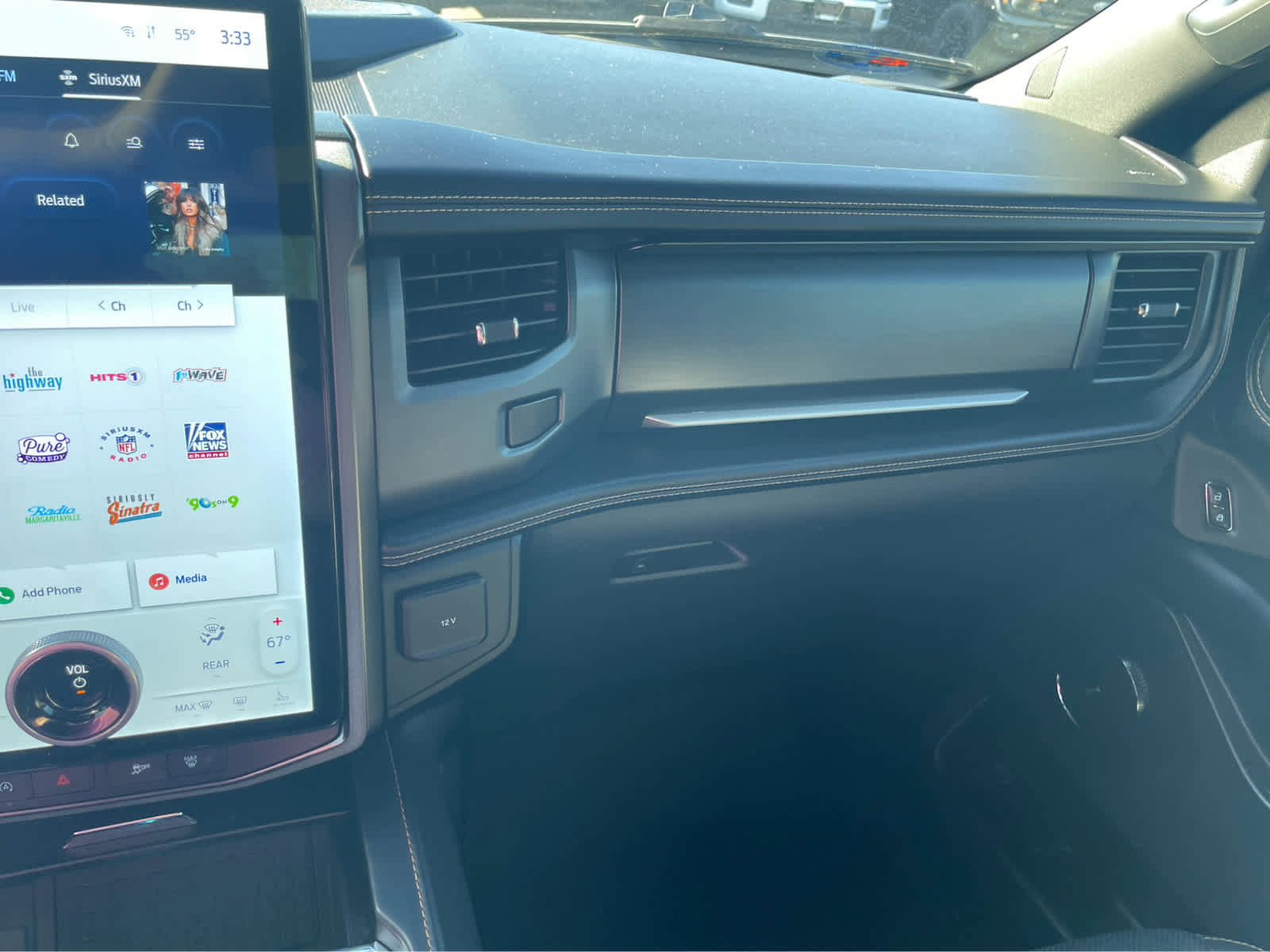 Used 2023 Ford Expedition Platinum image 28