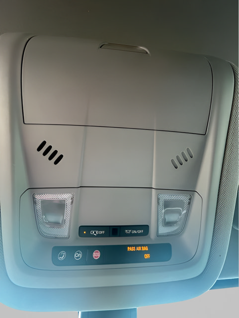 Used 2017 GMC Acadia SLE FWD image 22