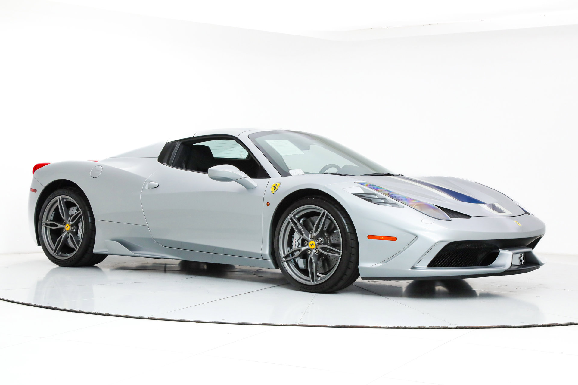 Certified 2015 Ferrari 458 Speciale A image 12