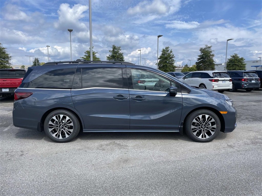 New 2026 Honda Odyssey Elite image 2