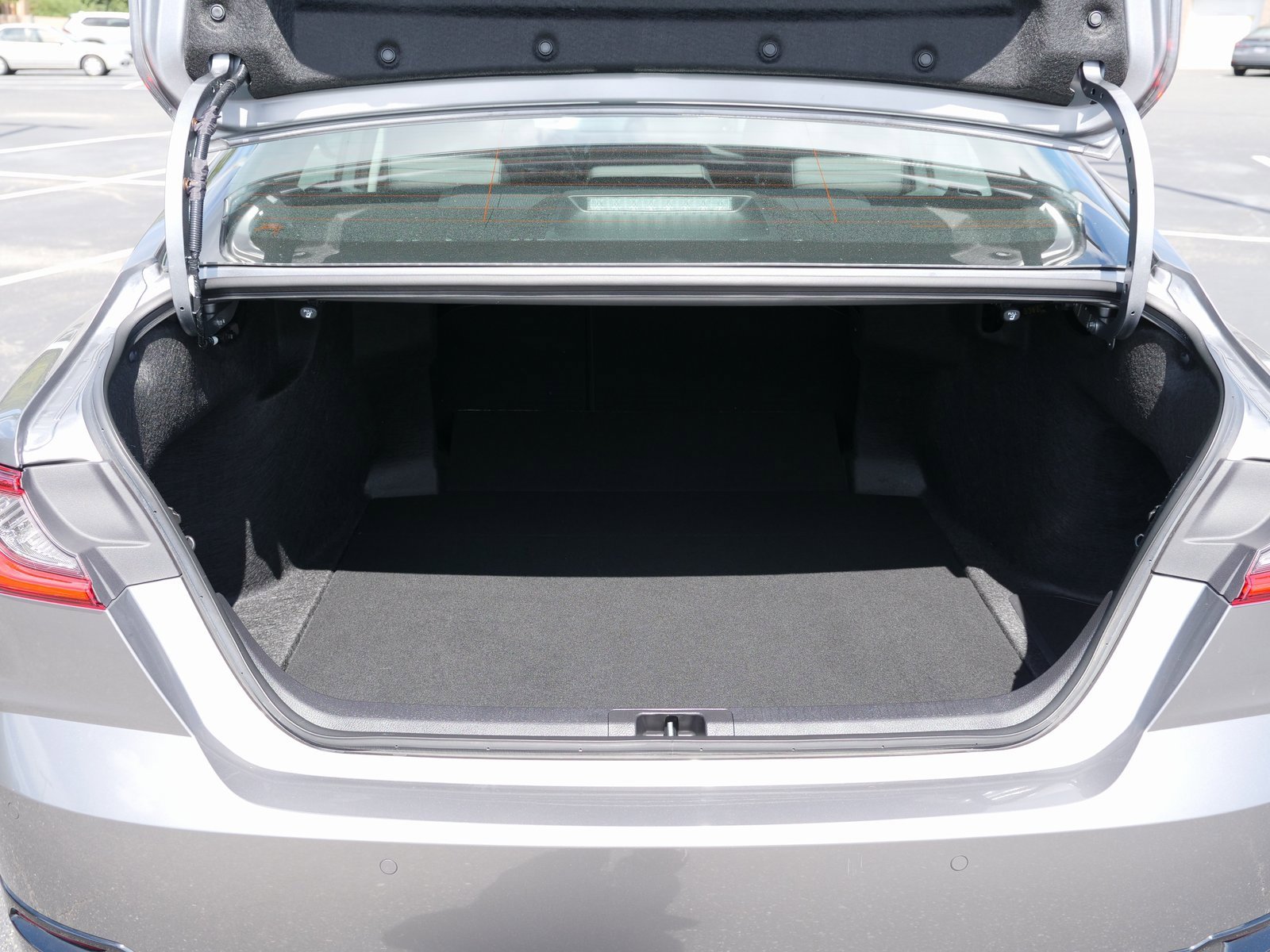 Used 2025 Toyota Camry XLE image 22