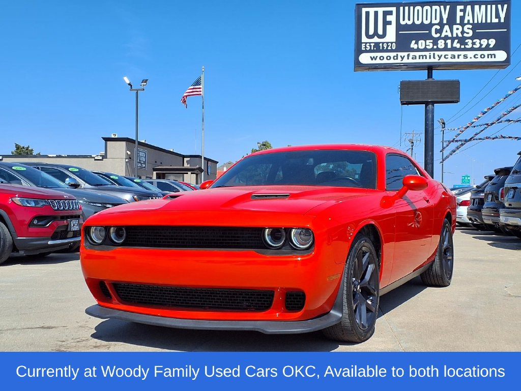 Used 2021 Dodge Challenger SXT w/ Blacktop Package RWD image 1
