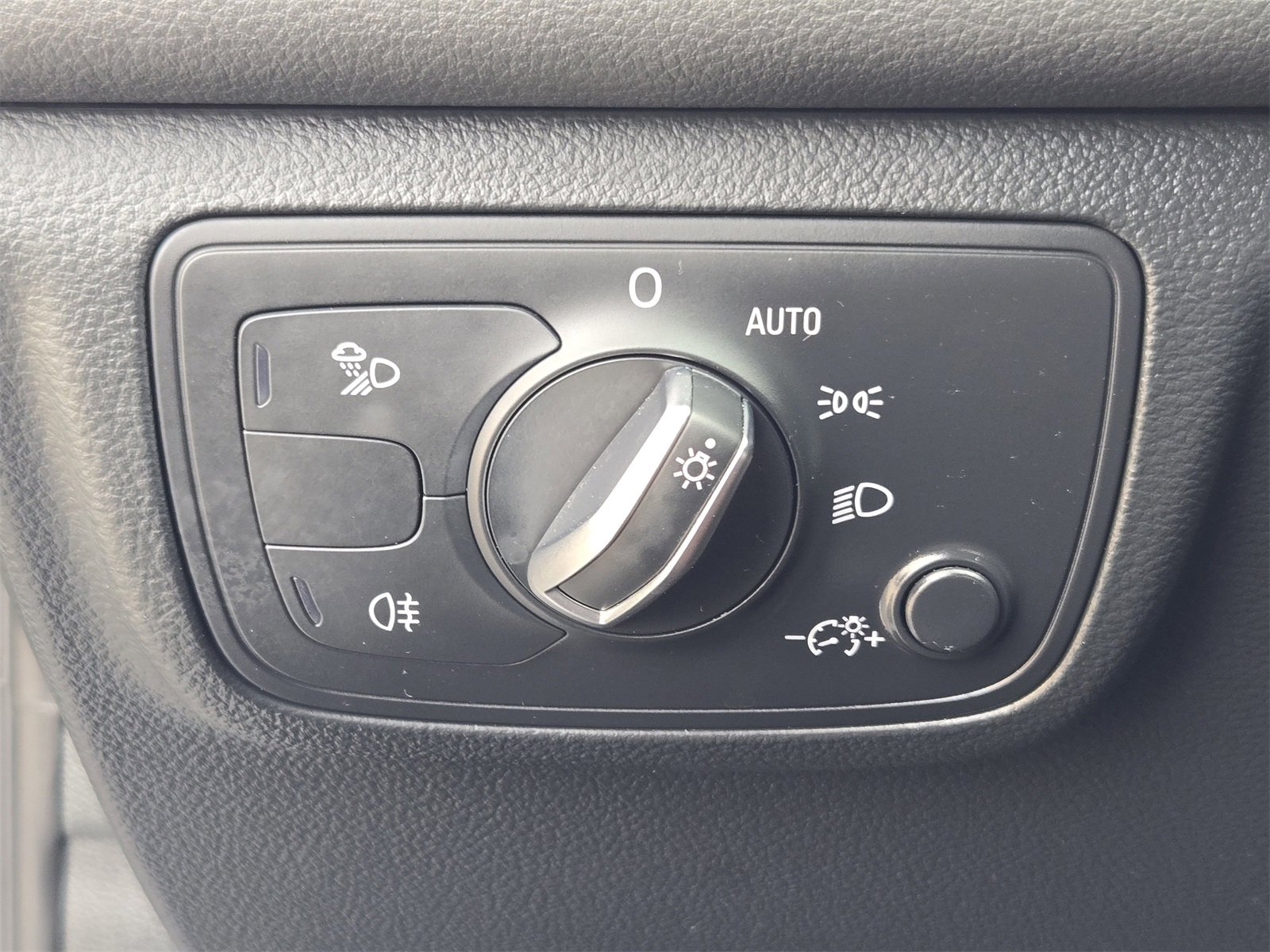 Used 2016 Audi A6 2.0T Premium Plus w/ Premium Plus Package image 20