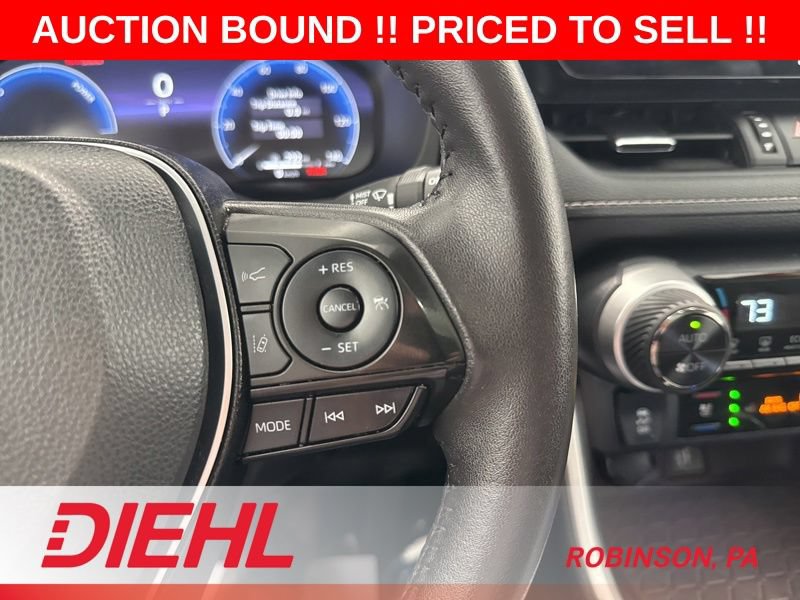 Used 2025 Toyota RAV4 Limited AWD/4WD image 29