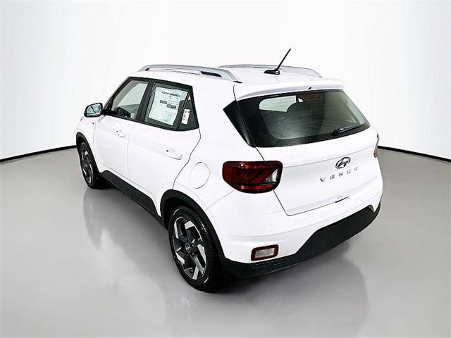 New 2026 Hyundai Venue SEL FWD image 4
