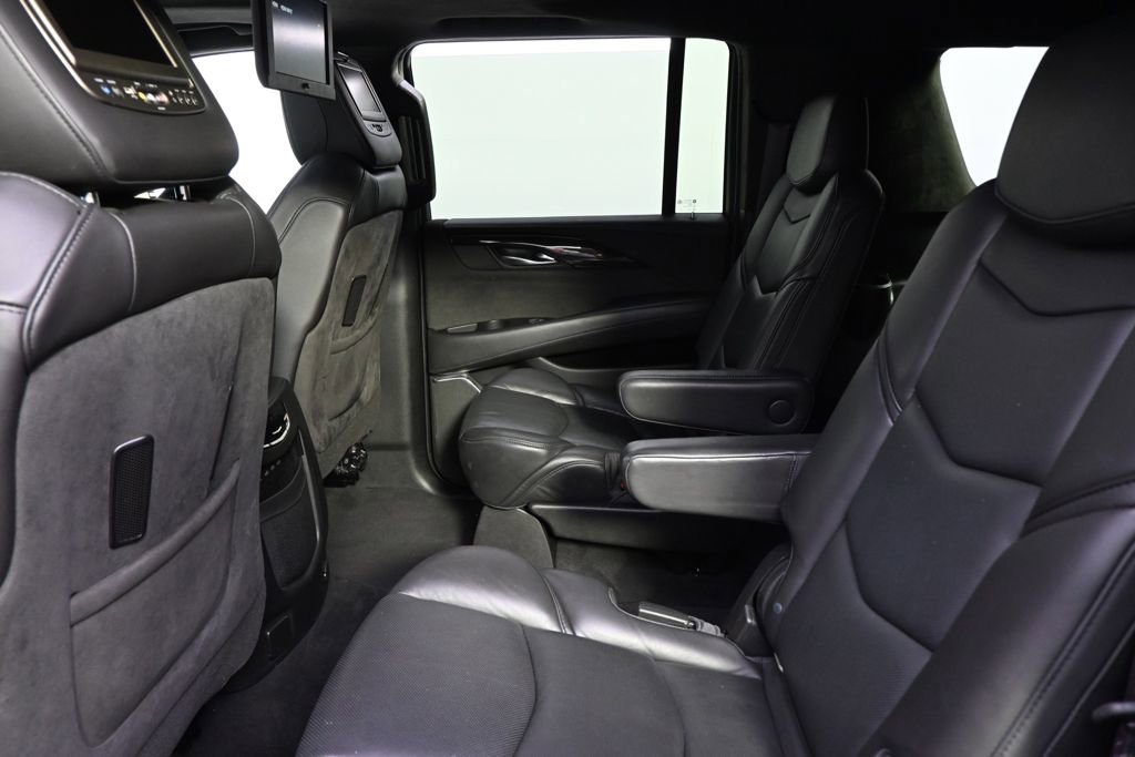 Used 2017 Cadillac Escalade ESV Platinum image 21