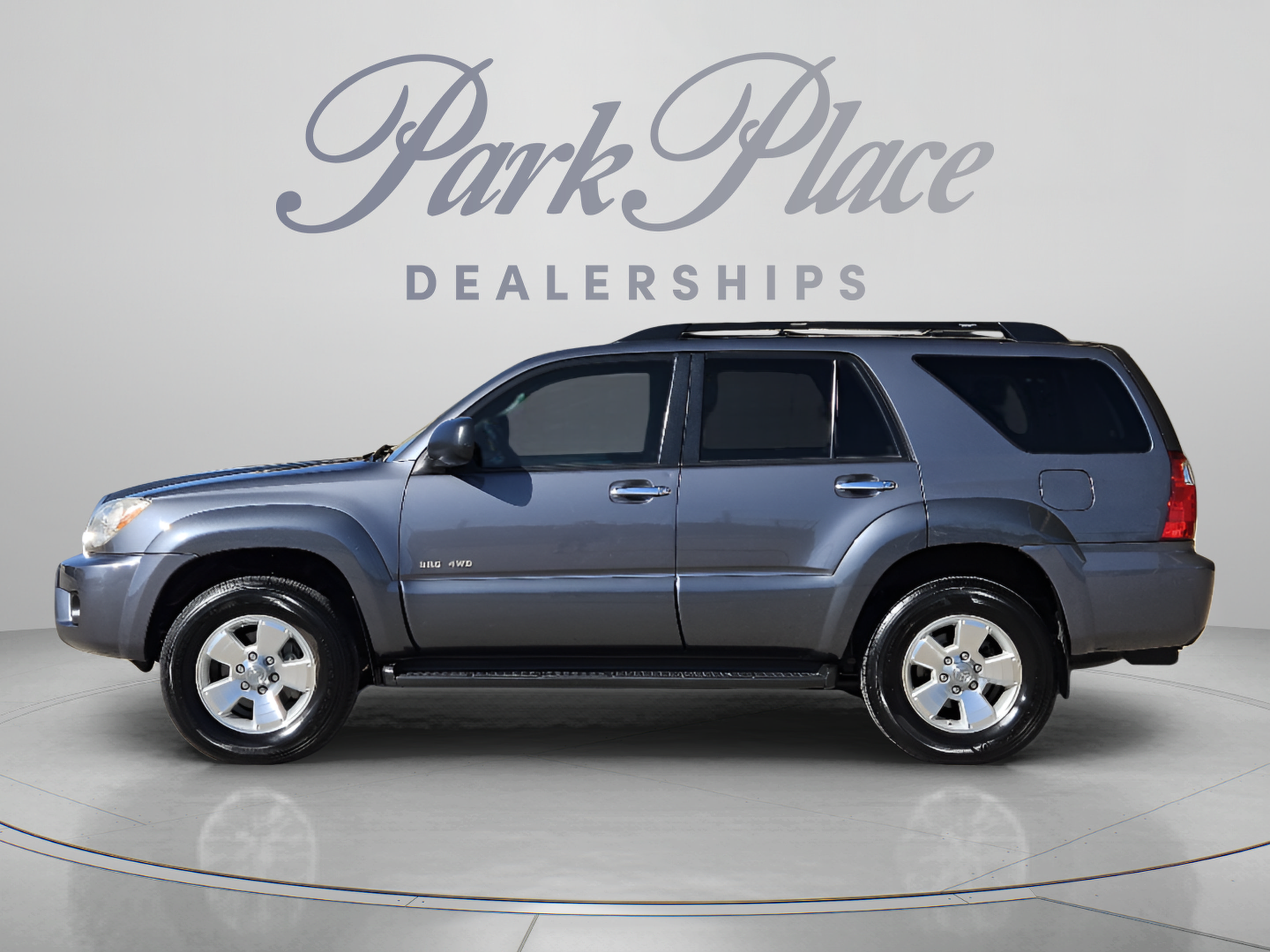 Used 2007 Toyota 4Runner SR5 AWD/4WD image 2