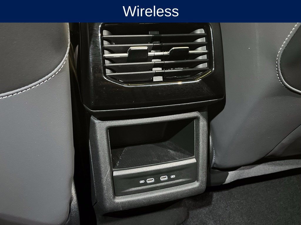 Used 2023 Volkswagen ID.4 Pro S AWD/4WD image 11