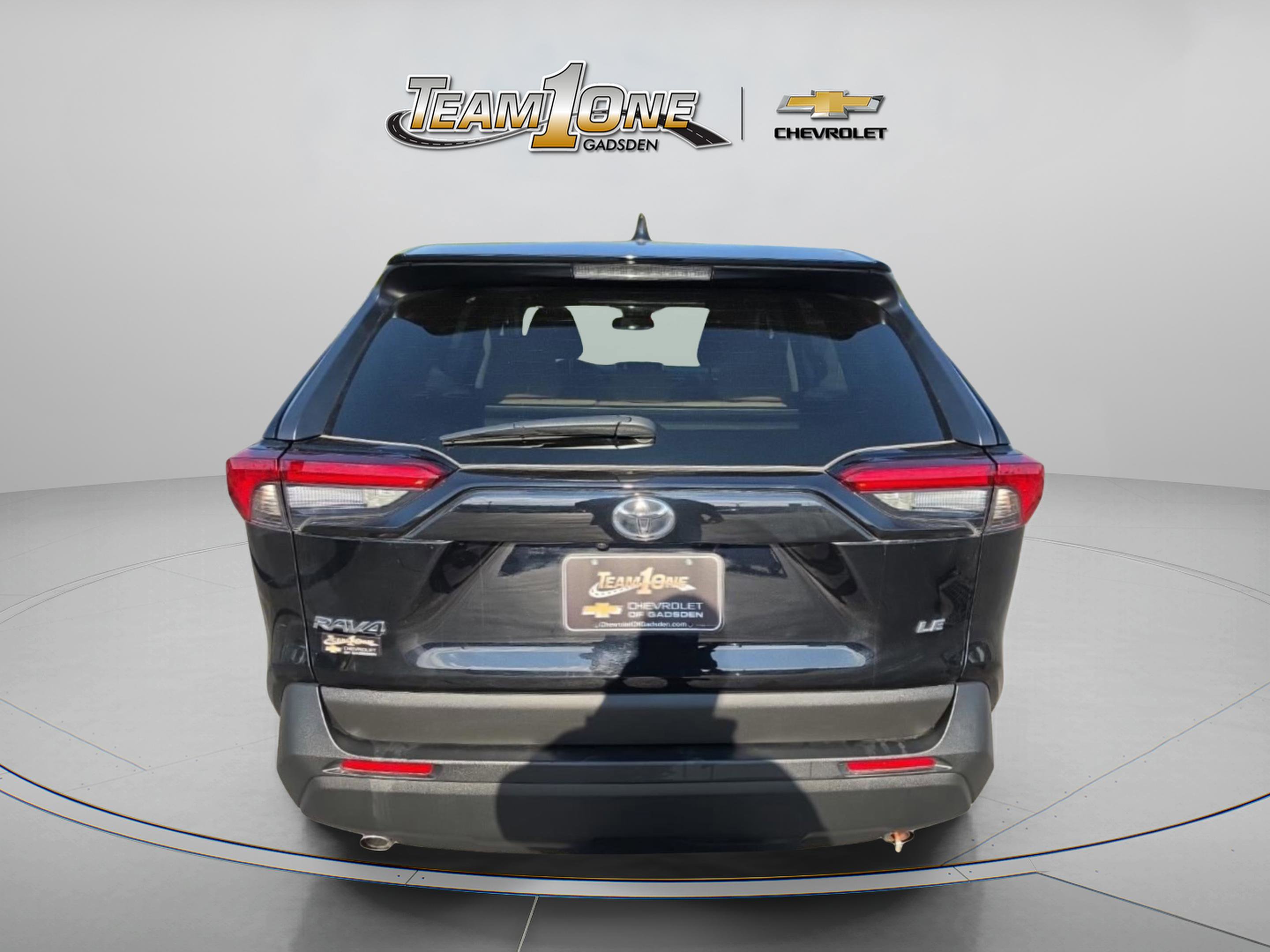 Used 2025 Toyota RAV4 LE FWD image 7