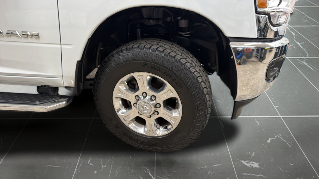Used 2024 RAM 2500 Big Horn AWD/4WD image 21