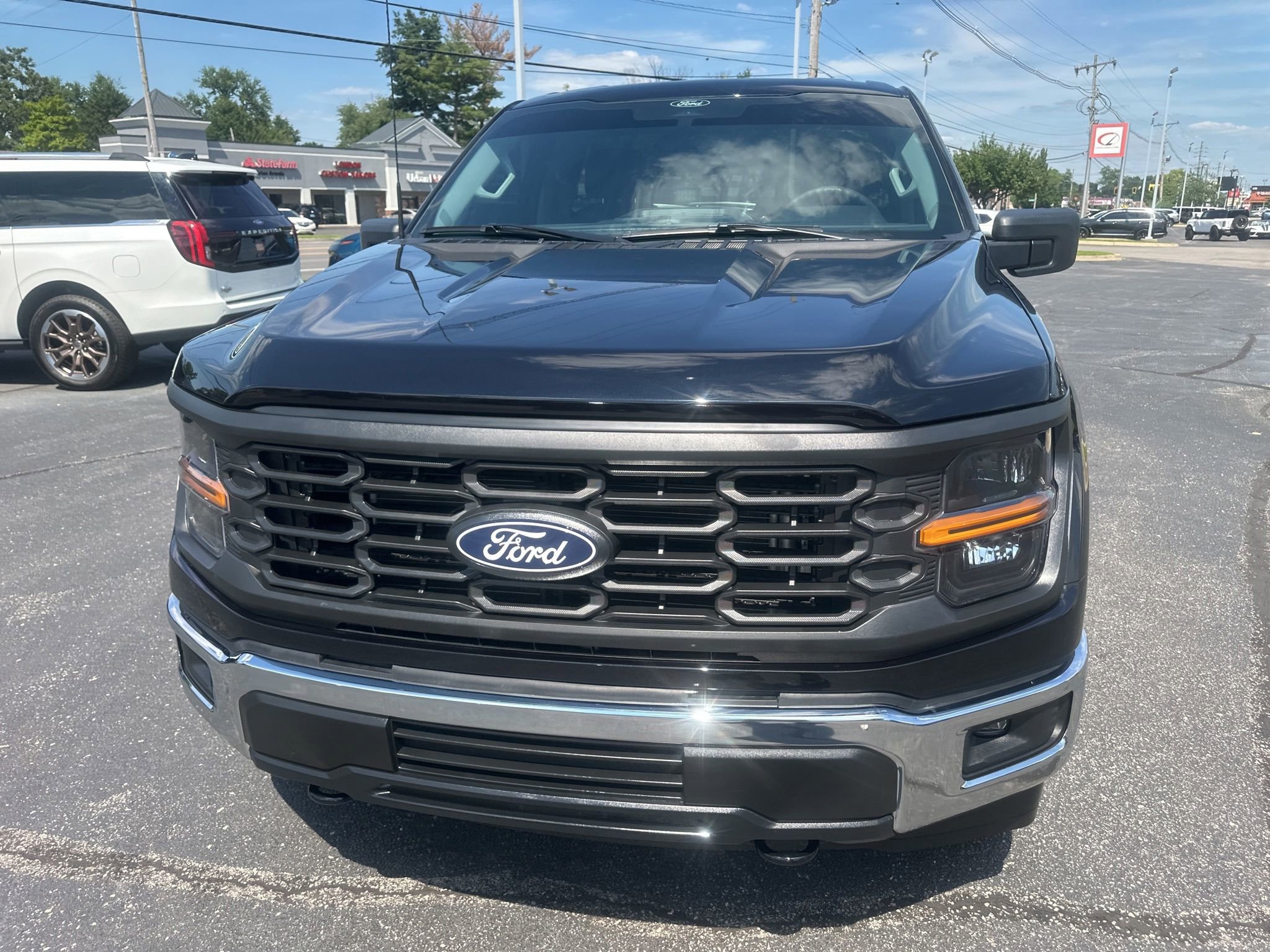 Used 2026 Ford F150 XL w/ Equipment Group 103A High AWD/4WD image 10