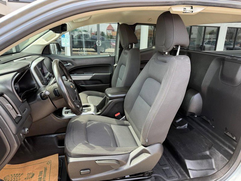 Used 2022 Chevrolet Colorado LT w/ Fleet Safety Package RWD image 6