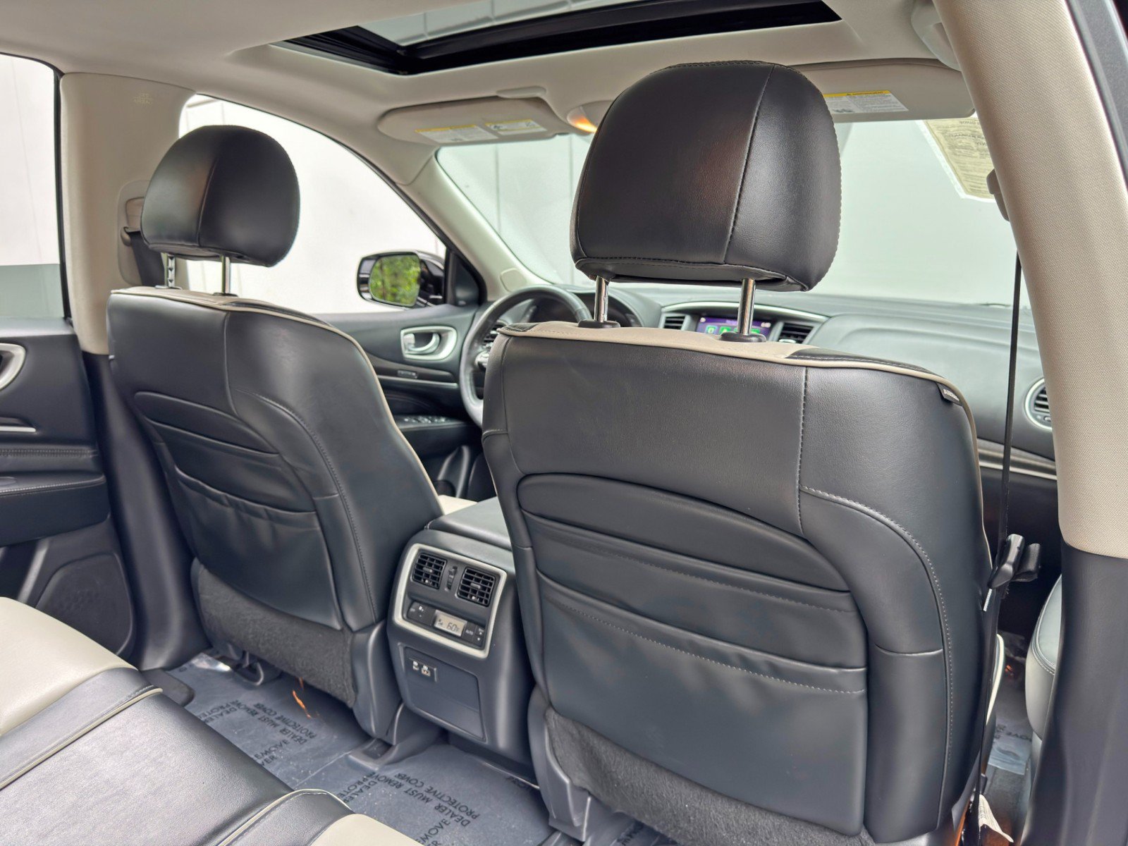 Used 2020 INFINITI QX60 Signature Edition w/ Cargo Package Essential FWD image 39