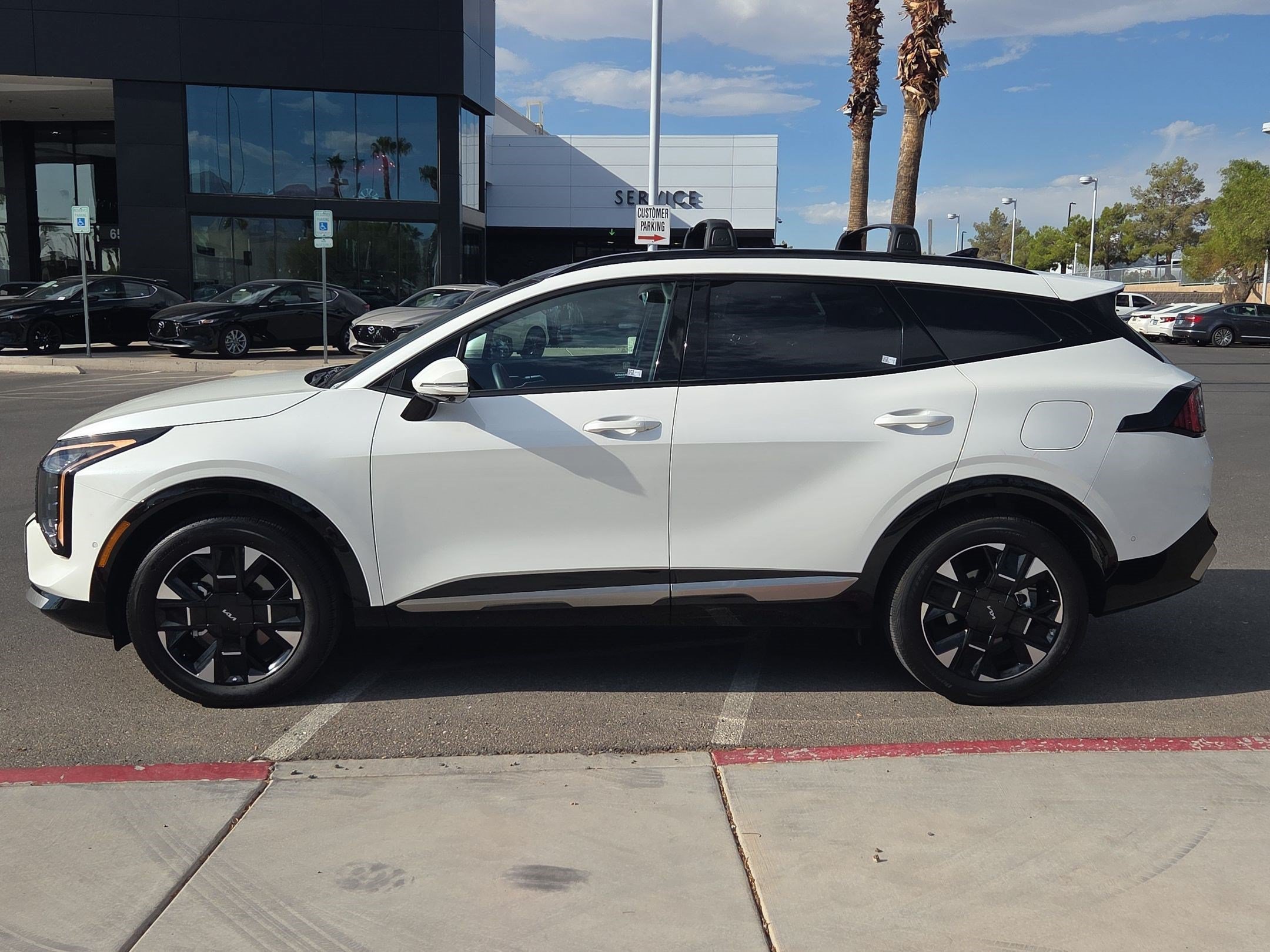 Used 2026 Kia Sportage SX Prestige AWD/4WD image 2