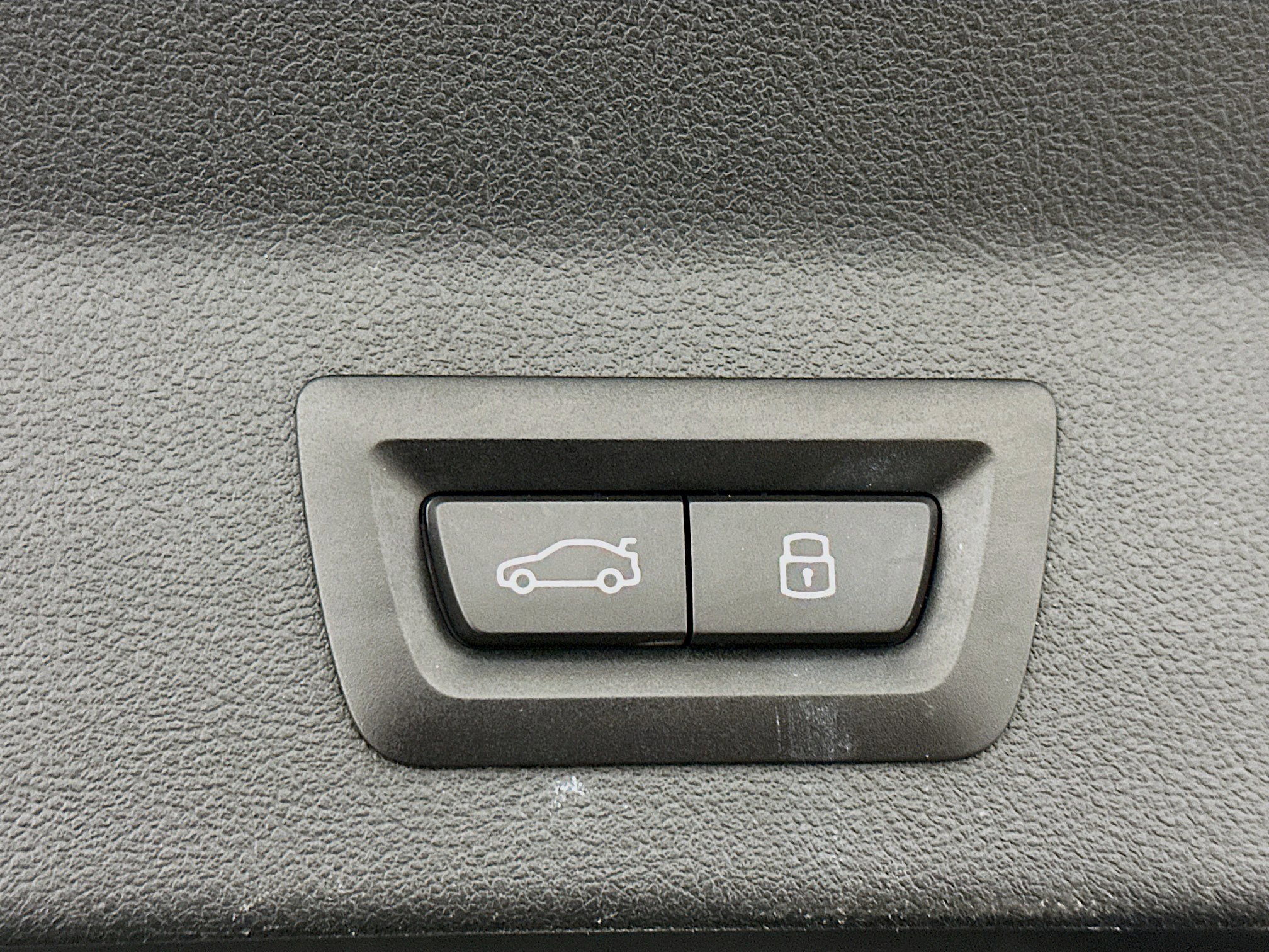 Used 2024 BMW X3 xDrive30i image 32