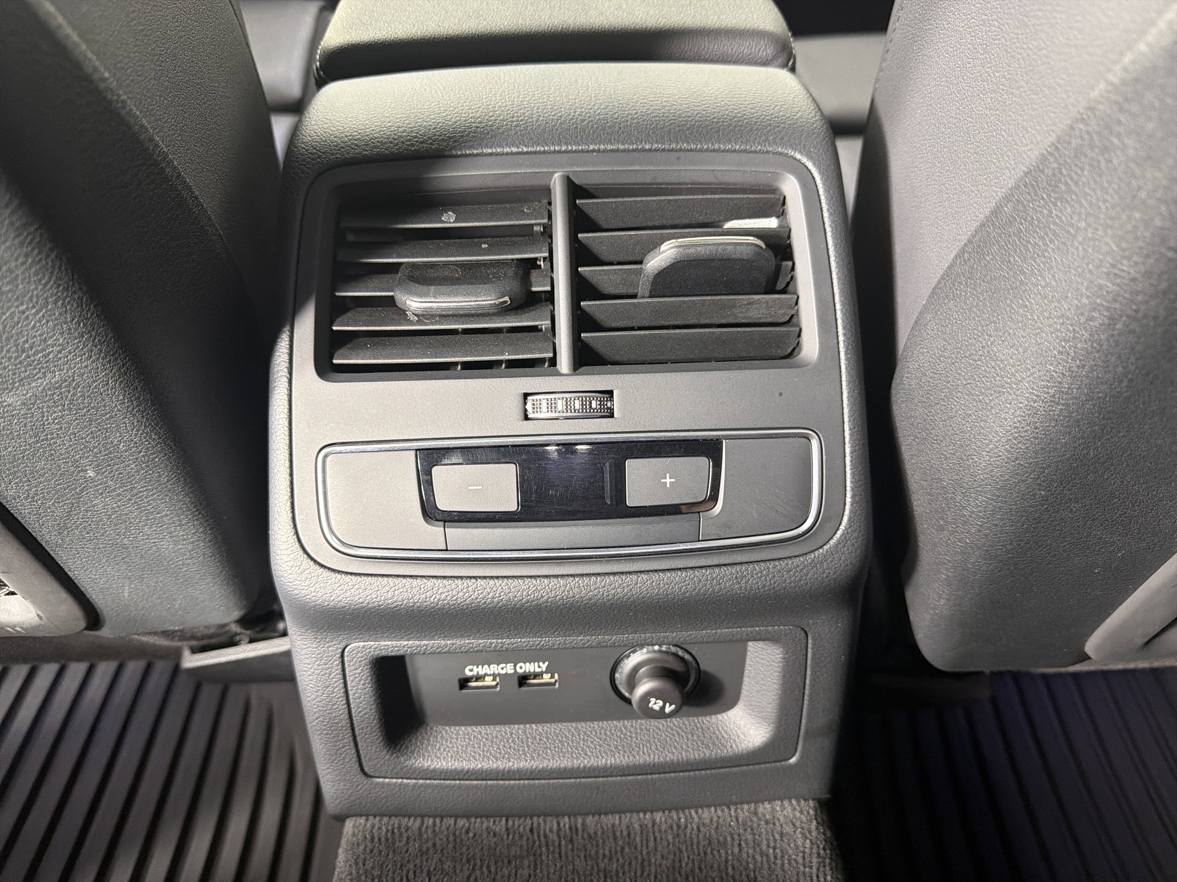 Used 2021 Audi A4 2.0T Premium Plus w/ Premium Plus Package image 24