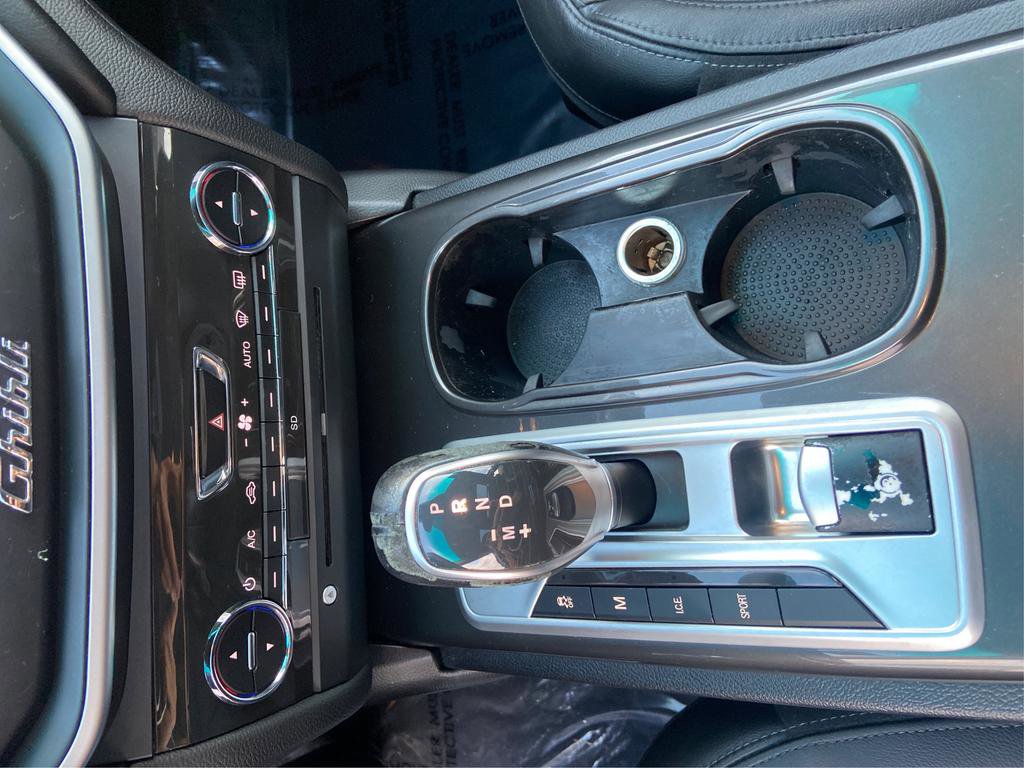 Used 2016 Maserati Ghibli image 18