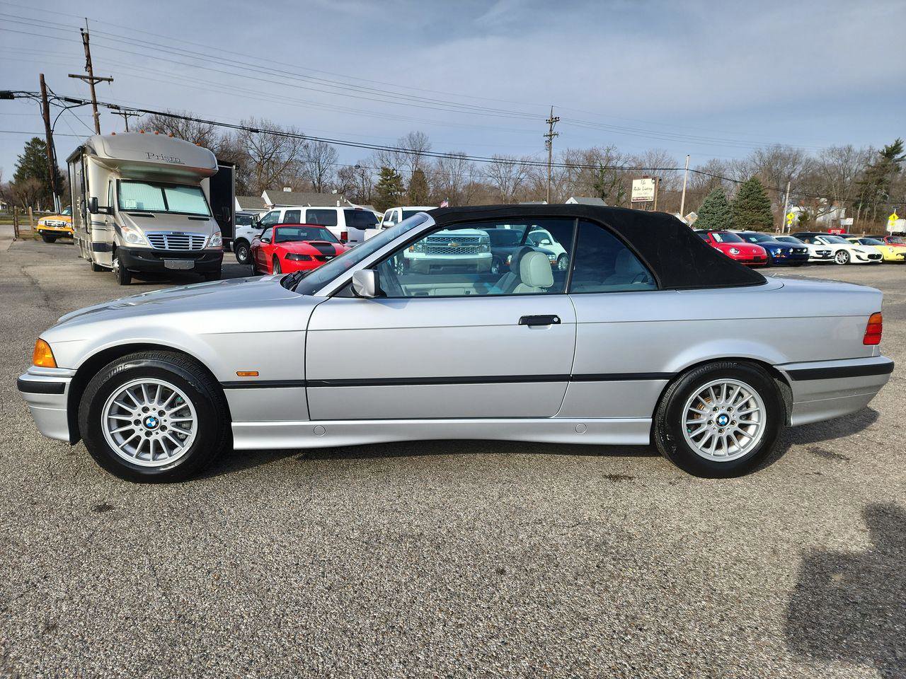 Used 1998 BMW 328i Convertible image 19