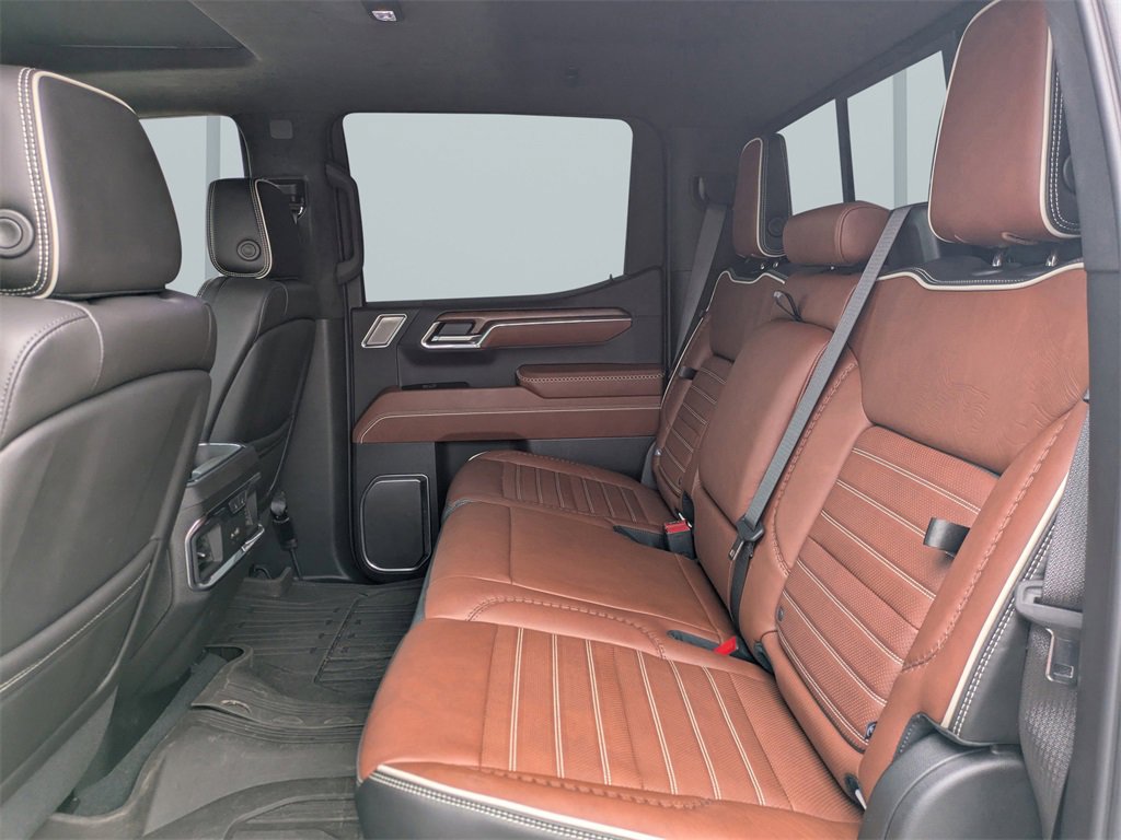 Used 2023 GMC Sierra 1500 Denali Ultimate image 12