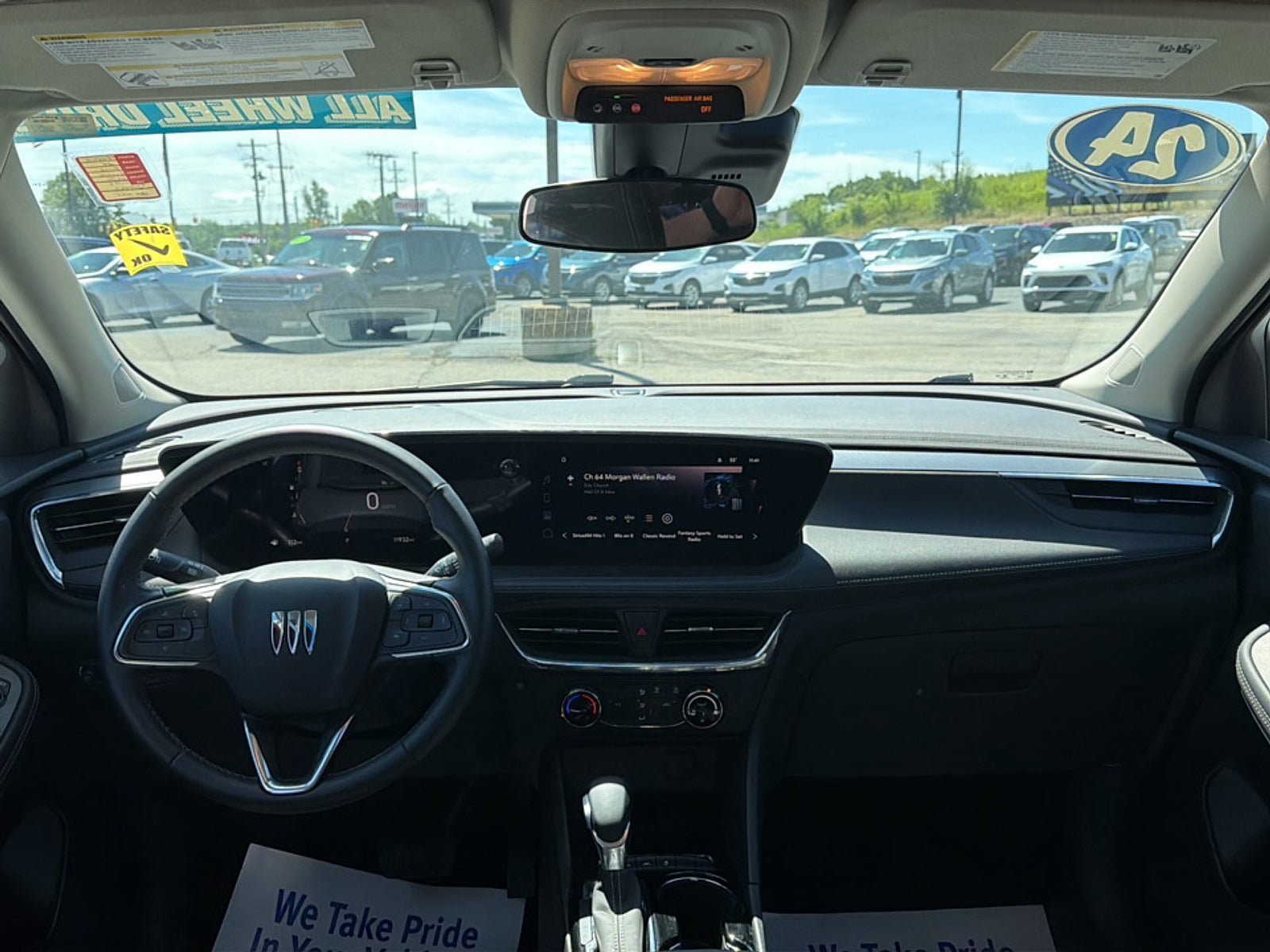 Used 2024 Buick Encore GX Preferred AWD/4WD image 17