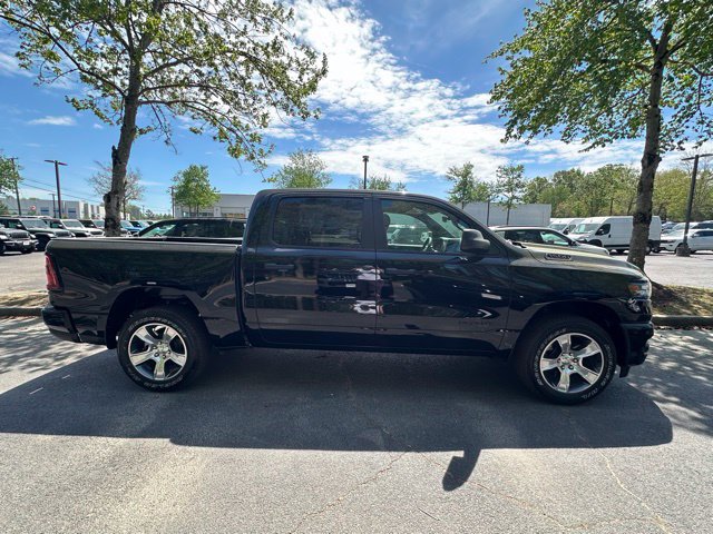 New 2026 RAM 1500 Express AWD/4WD image 7
