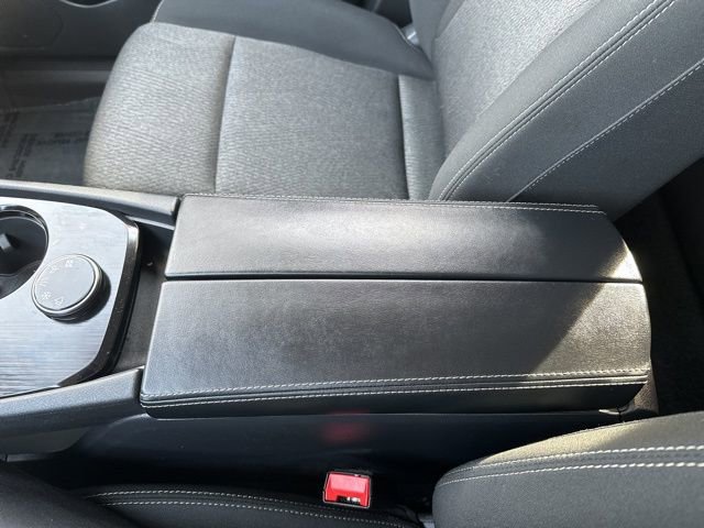 Used 2025 Nissan Rogue SV image 27