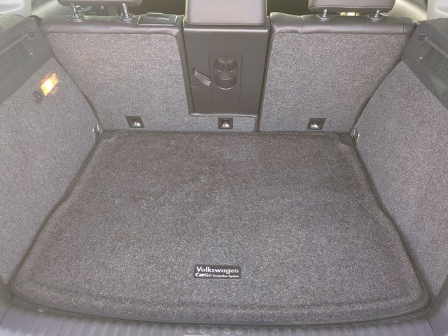 Used 2017 Volkswagen Tiguan Wolfsburg Edition FWD image 6