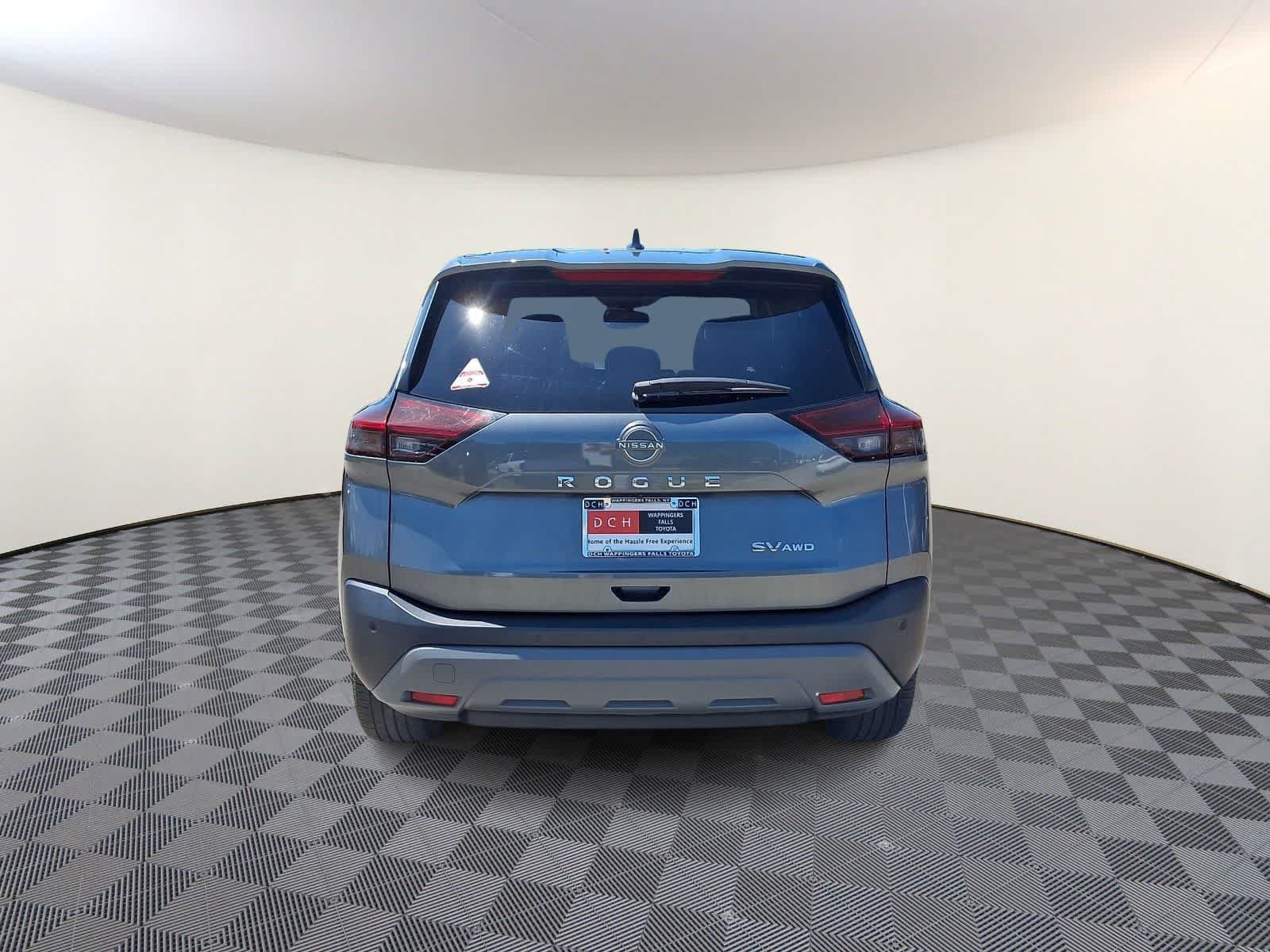 Used 2023 Nissan Rogue SV AWD/4WD image 6