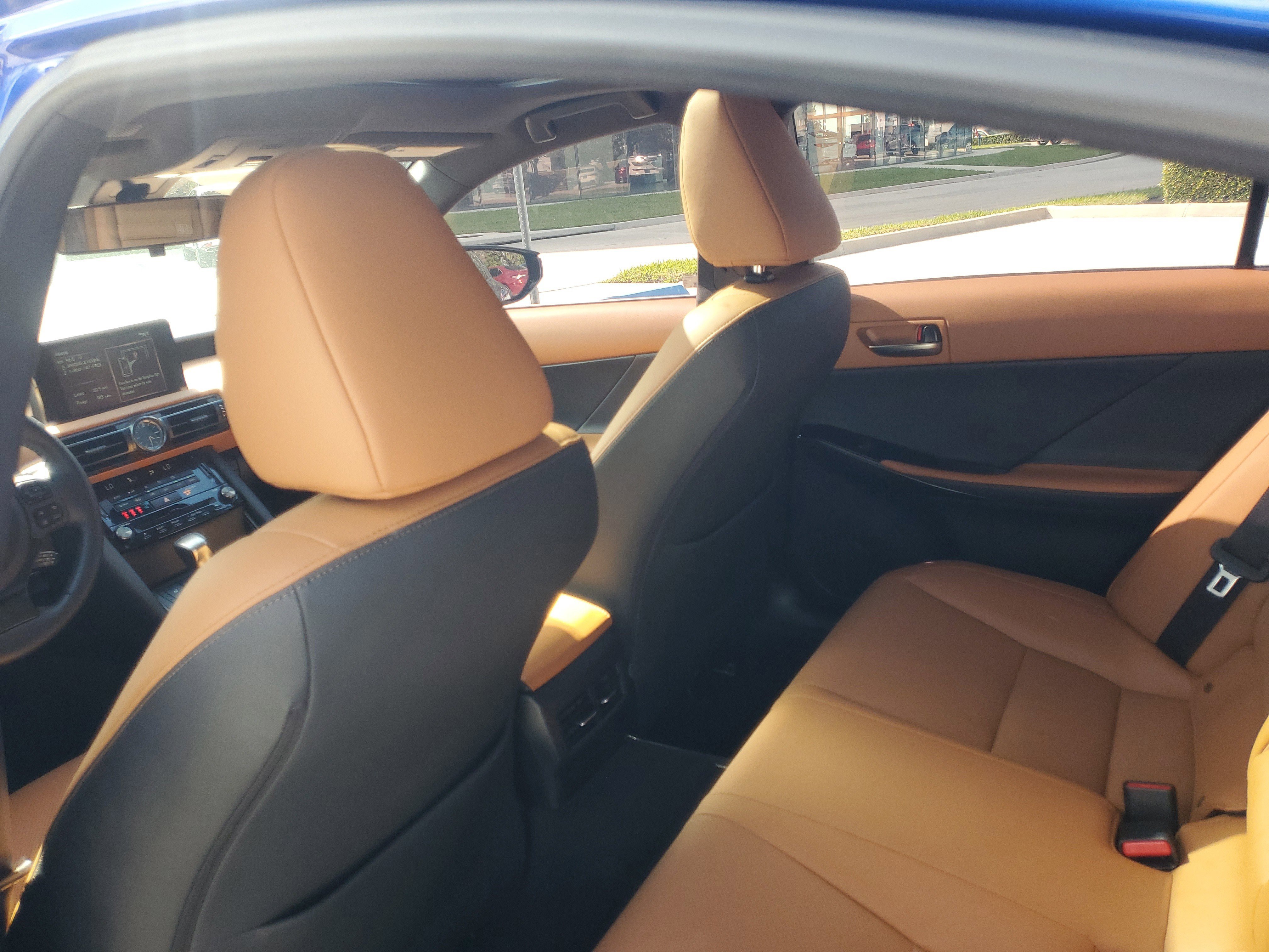 Used 2025 Lexus IS 350 F Sport w/ Accessory Package 2 RWD image 15