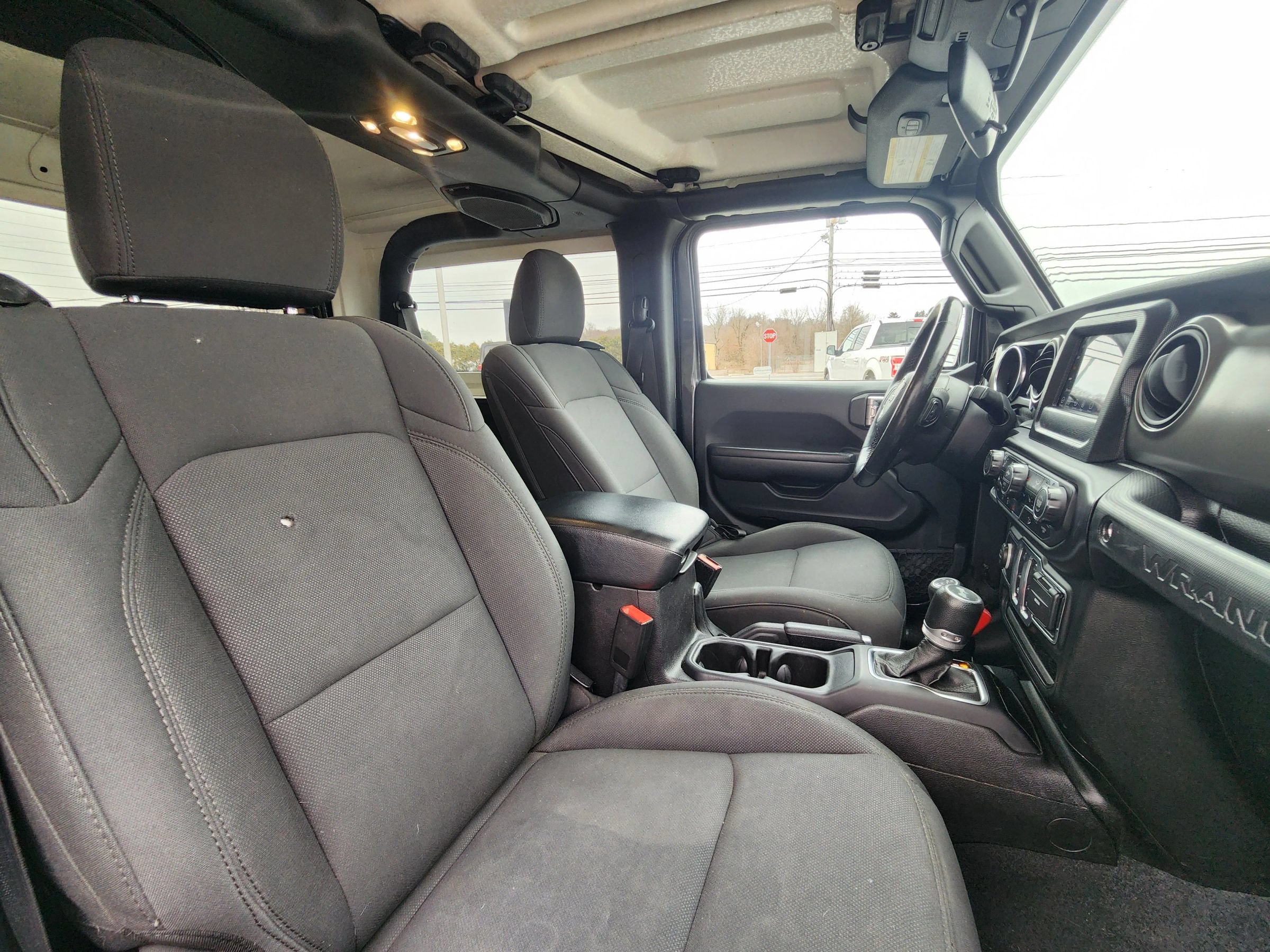 Used 2020 Jeep Wrangler Sport AWD/4WD image 43
