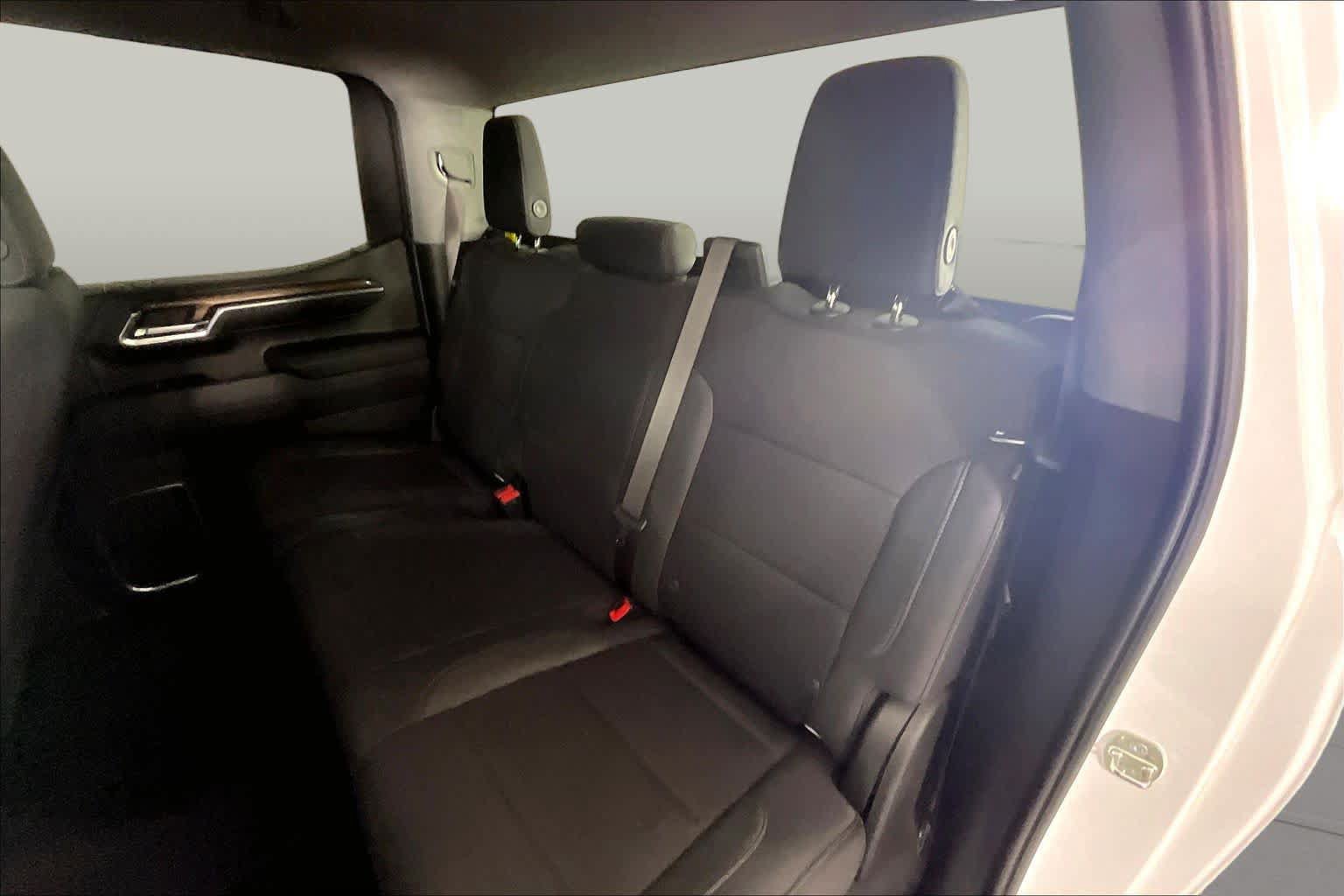 Certified 2023 Chevrolet Silverado 1500 LT AWD/4WD image 19