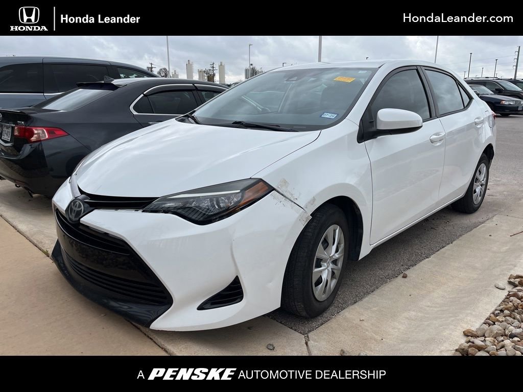 Used 2017 Toyota Corolla LE image 1