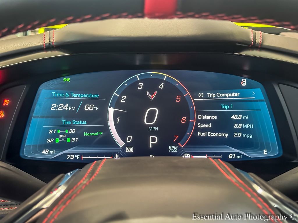 Used 2024 Chevrolet Corvette Stingray Premium Conv w/ Z51 Performance Package RWD image 4