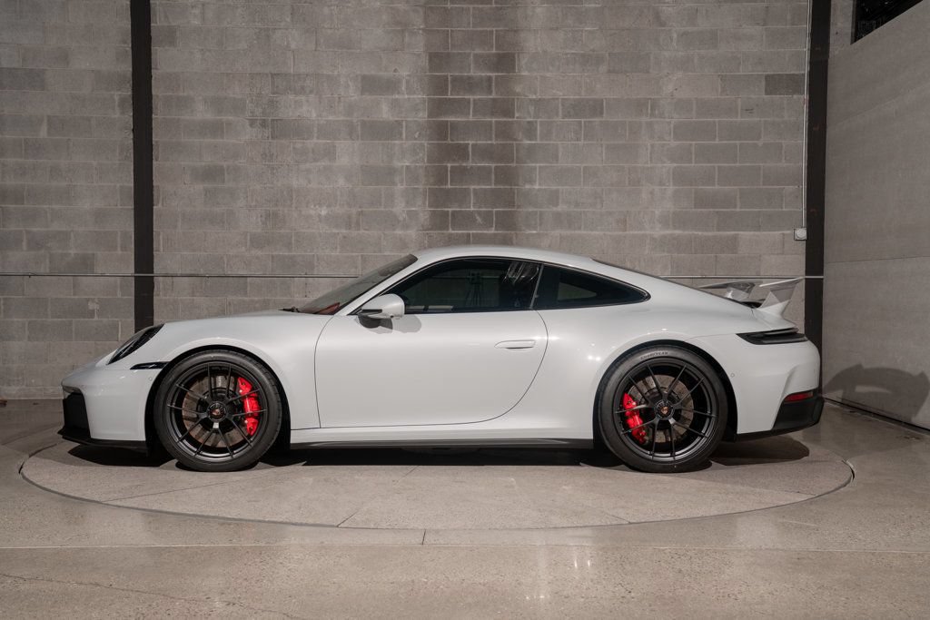 Used 2026 Porsche 911 GTS image 4