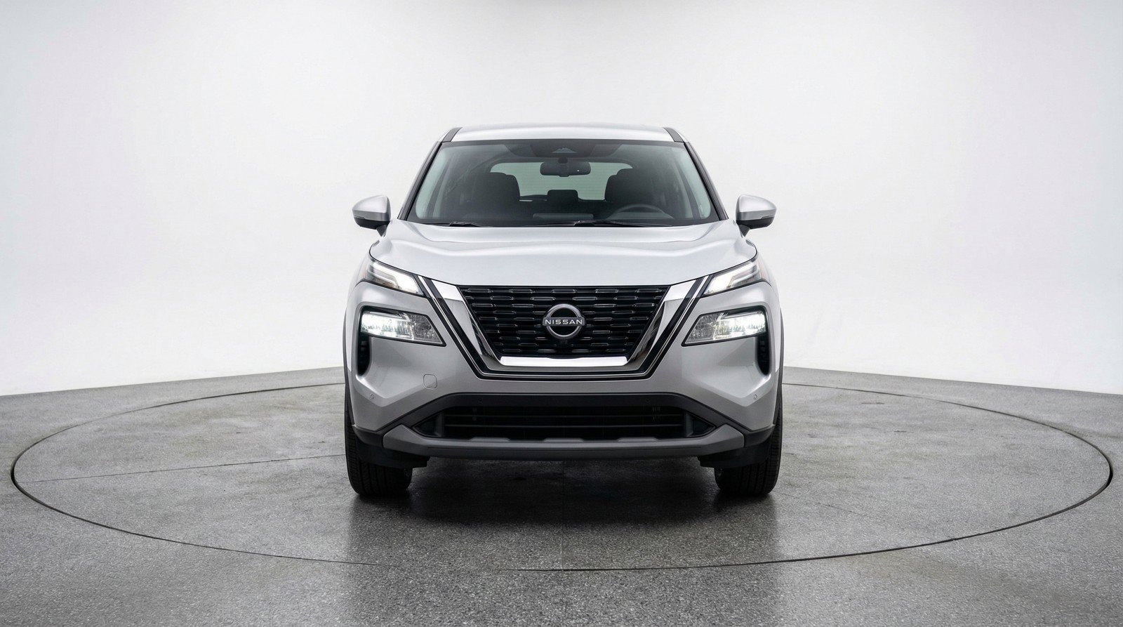 Used 2025 Nissan Rogue SV FWD image 2