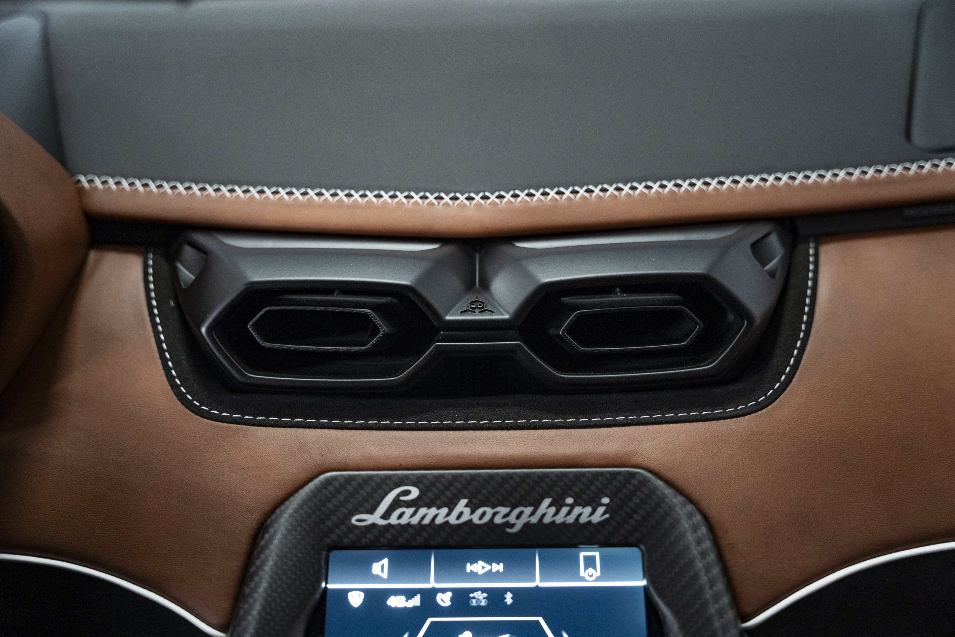 Used 2022 Lamborghini Aventador Countach AWD/4WD image 69