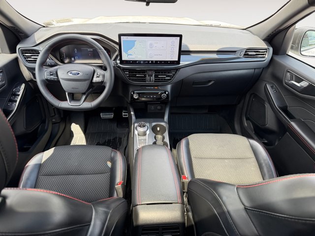 Used 2023 Ford Escape ST-Line w/ Tech Pack #1 AWD/4WD image 13