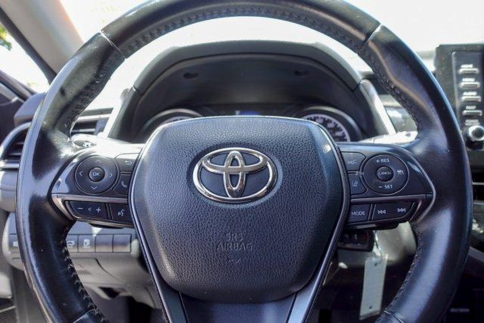 Used 2024 Toyota Camry SE FWD image 13