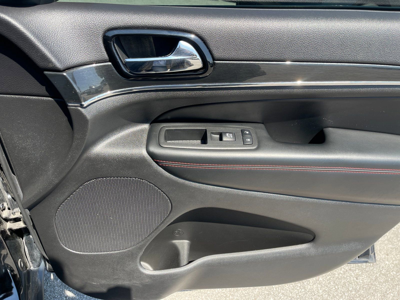 Used 2019 Jeep Grand Cherokee Trailhawk w/ Trailhawk Luxury Group image 20