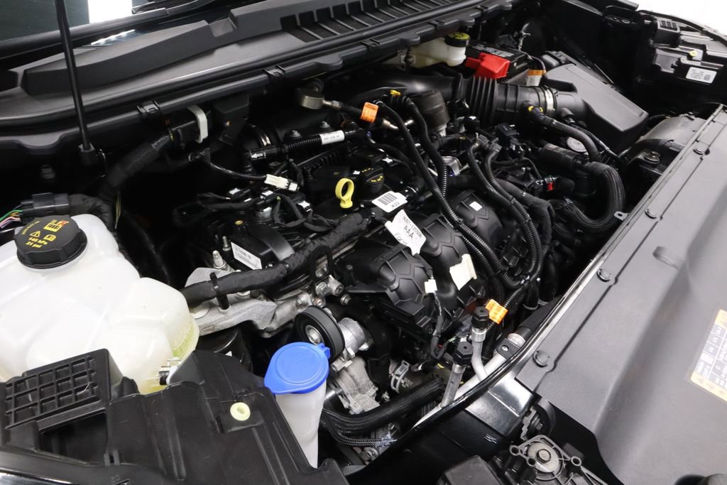 Certified 2024 Ford Edge SEL w/ Convenience Package AWD/4WD image 16