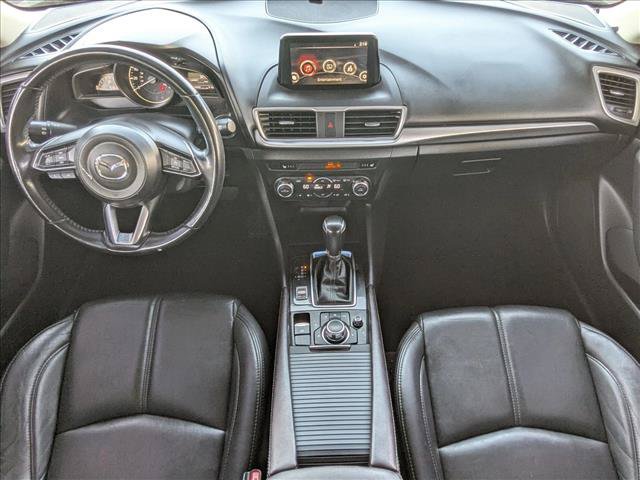 Used 2018 MAZDA MAZDA3 Touring FWD image 16