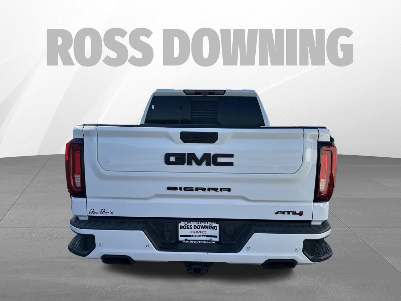 Used 2021 GMC Sierra 1500 AT4 w/ AT4 Premium Package AWD/4WD image 5
